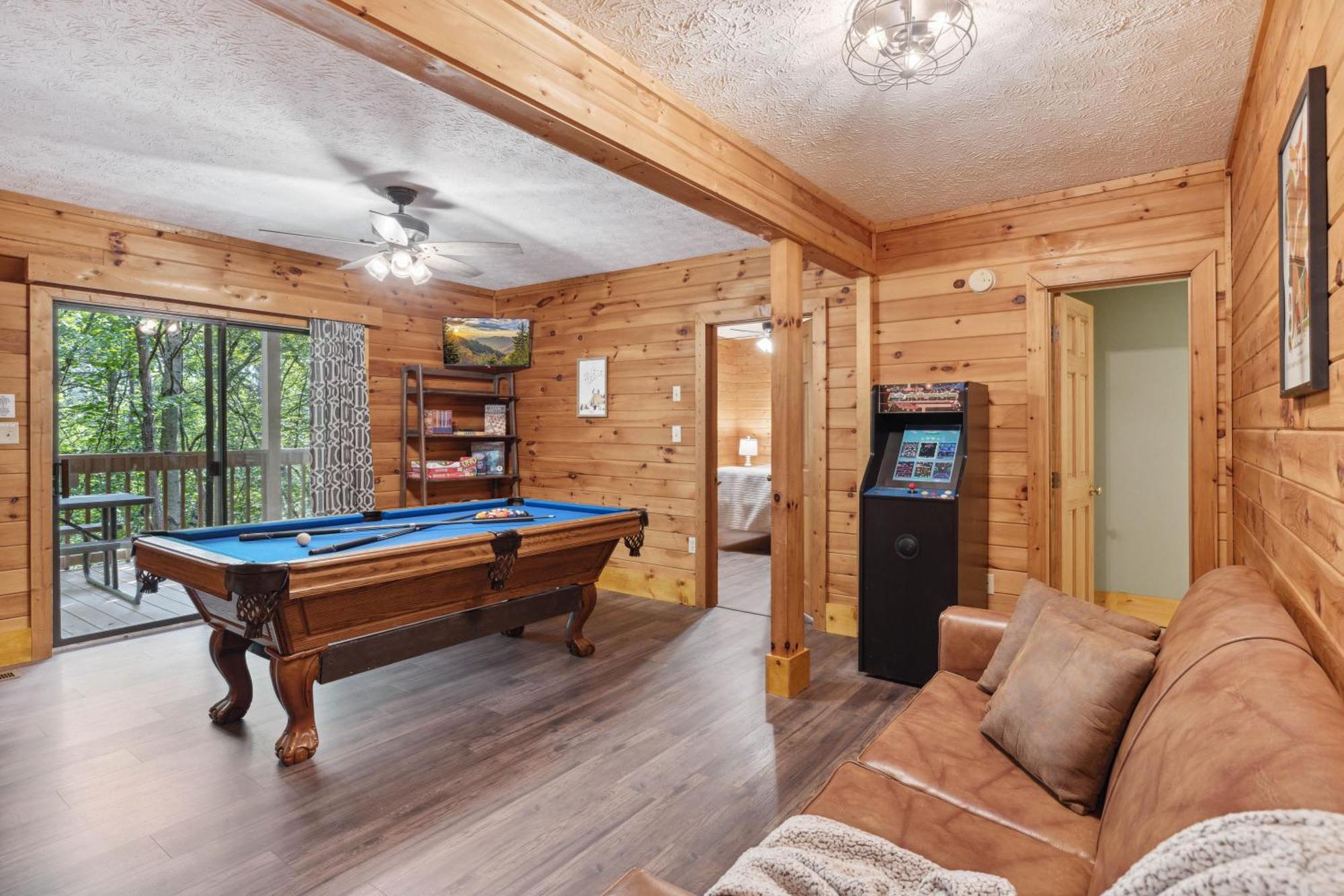 1 Min To The Parkway Spacious Cabin W 3 Suites And Extra Bedroom! 鸽子谷 外观 照片