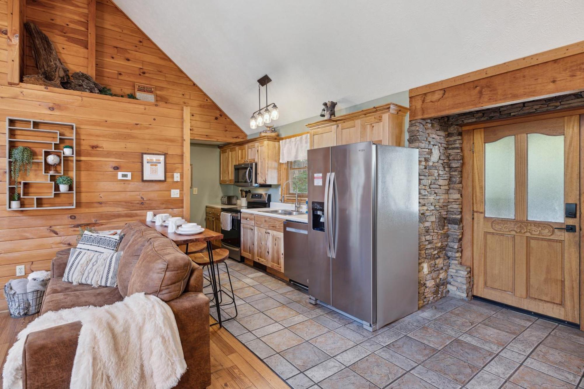 1 Min To The Parkway Spacious Cabin W 3 Suites And Extra Bedroom! 鸽子谷 外观 照片