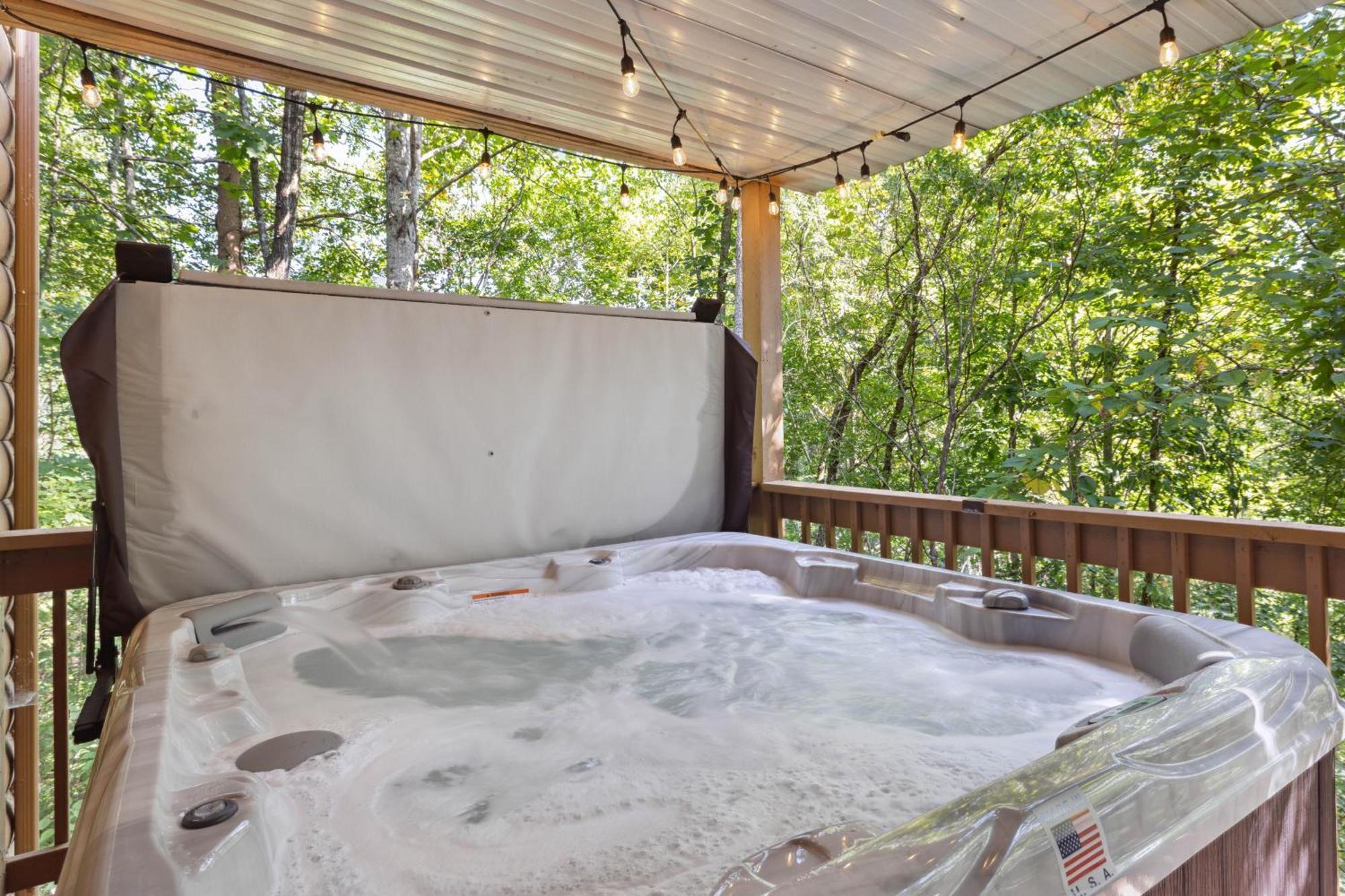 1 Min To The Parkway Spacious Cabin W 3 Suites And Extra Bedroom! 鸽子谷 外观 照片